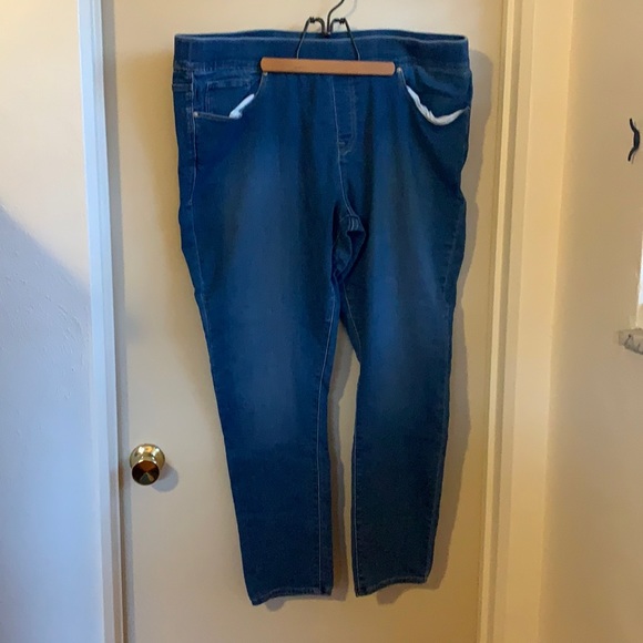 Levis plus size jeggings size 22